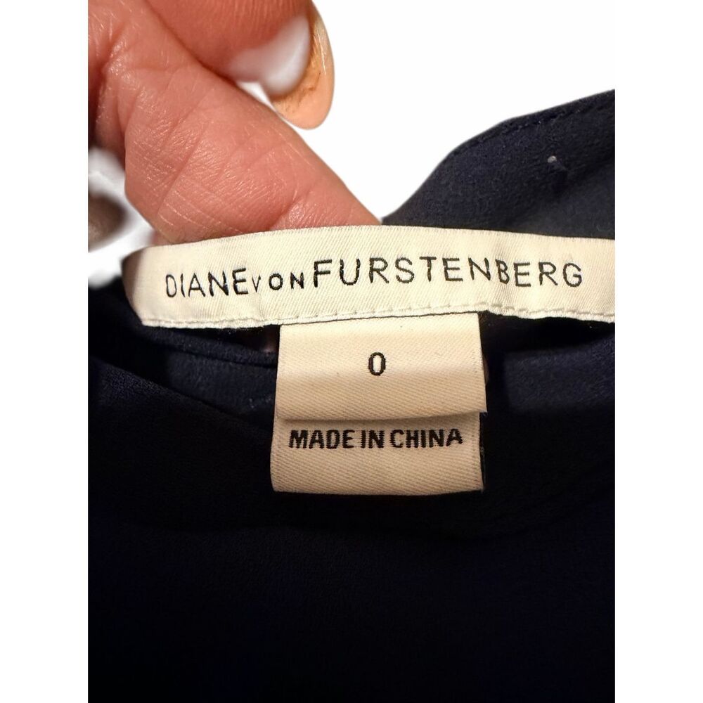 Diane Von Furstenberg Navy Wide Leg Batwing Jumpsuit Women's Size 0 - Picture 8 of 8